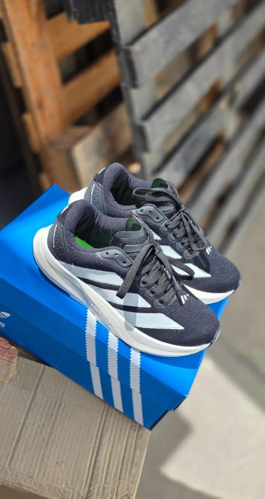 Adidas adizero lightstrike 1
