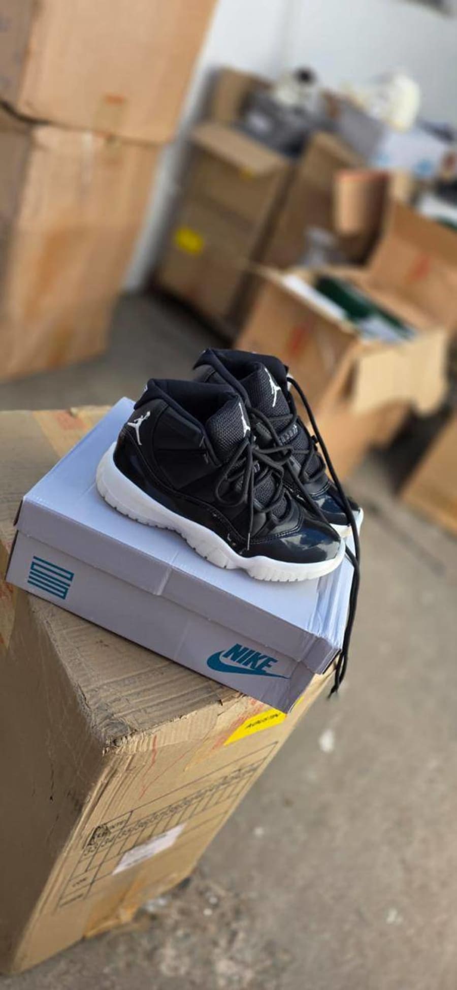 Nike Jordan Retro 11 negra 2