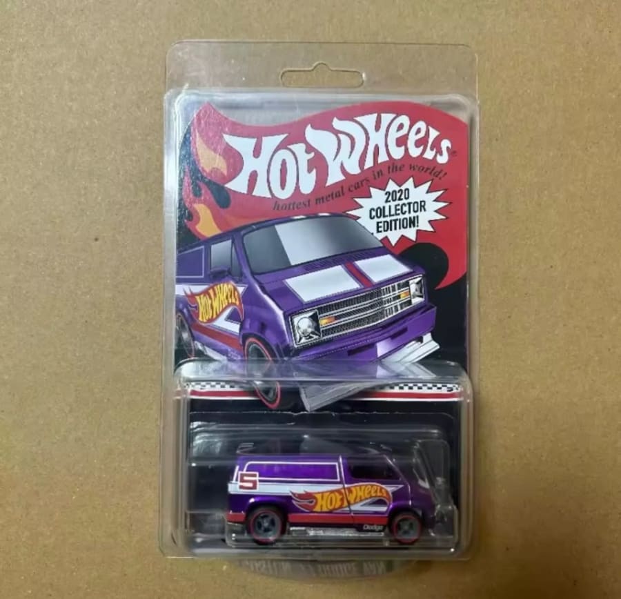 Custom 77 Dodge Van 1