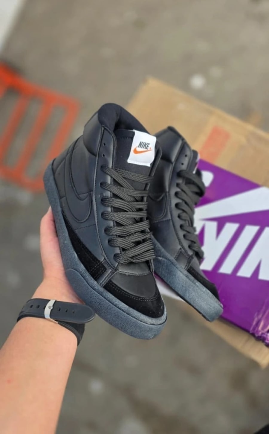 Nike Blazer Mid '77 Triple Black 2