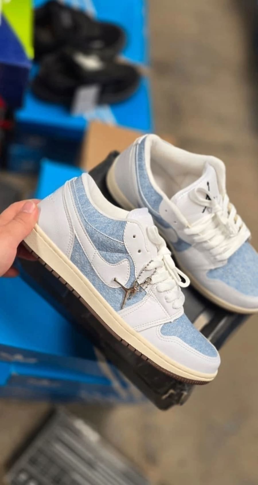 Nike Jordan Low Jeans 1