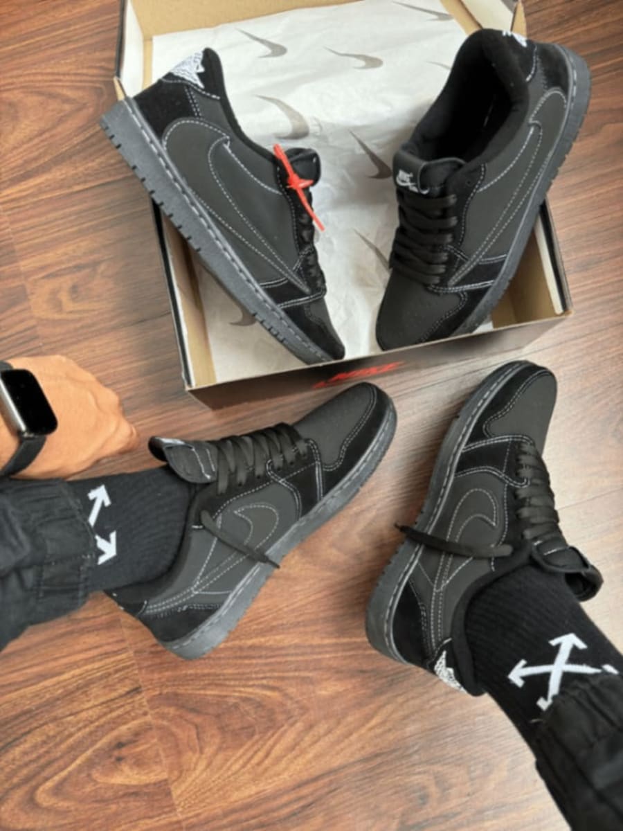 Nike Black 1