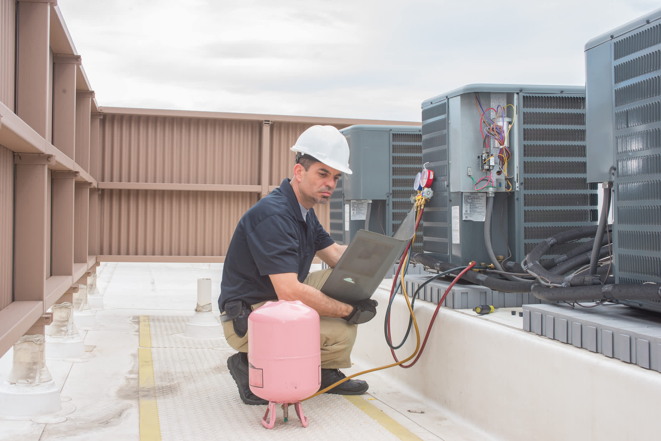 Are You Still Using Banned Refrigerant in Your HVAC? Building Engines