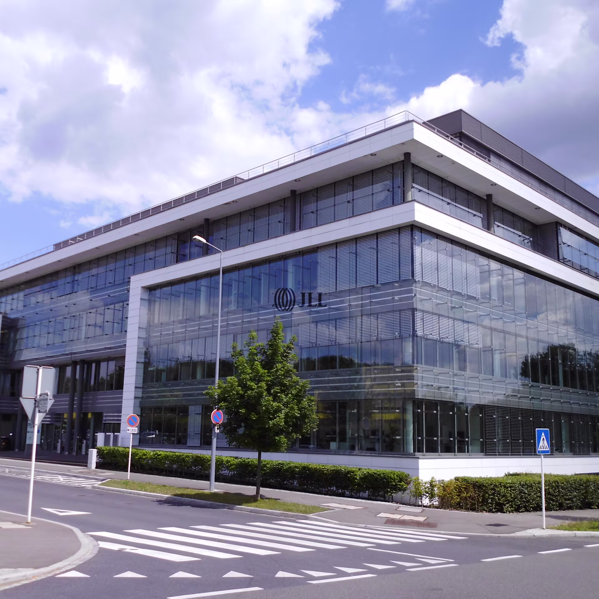 Rue Albert Borschette 2A