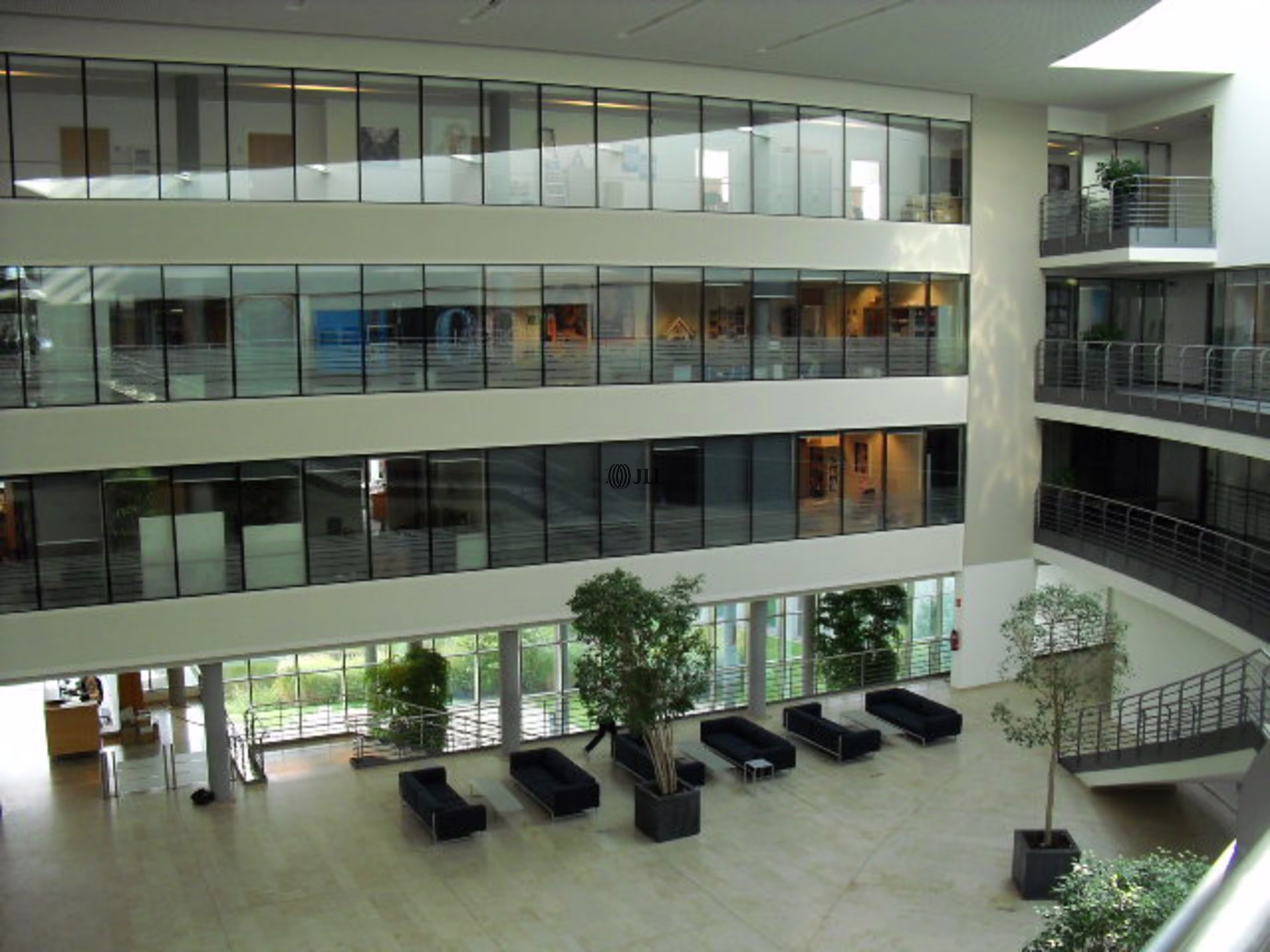 THE CRESCENT