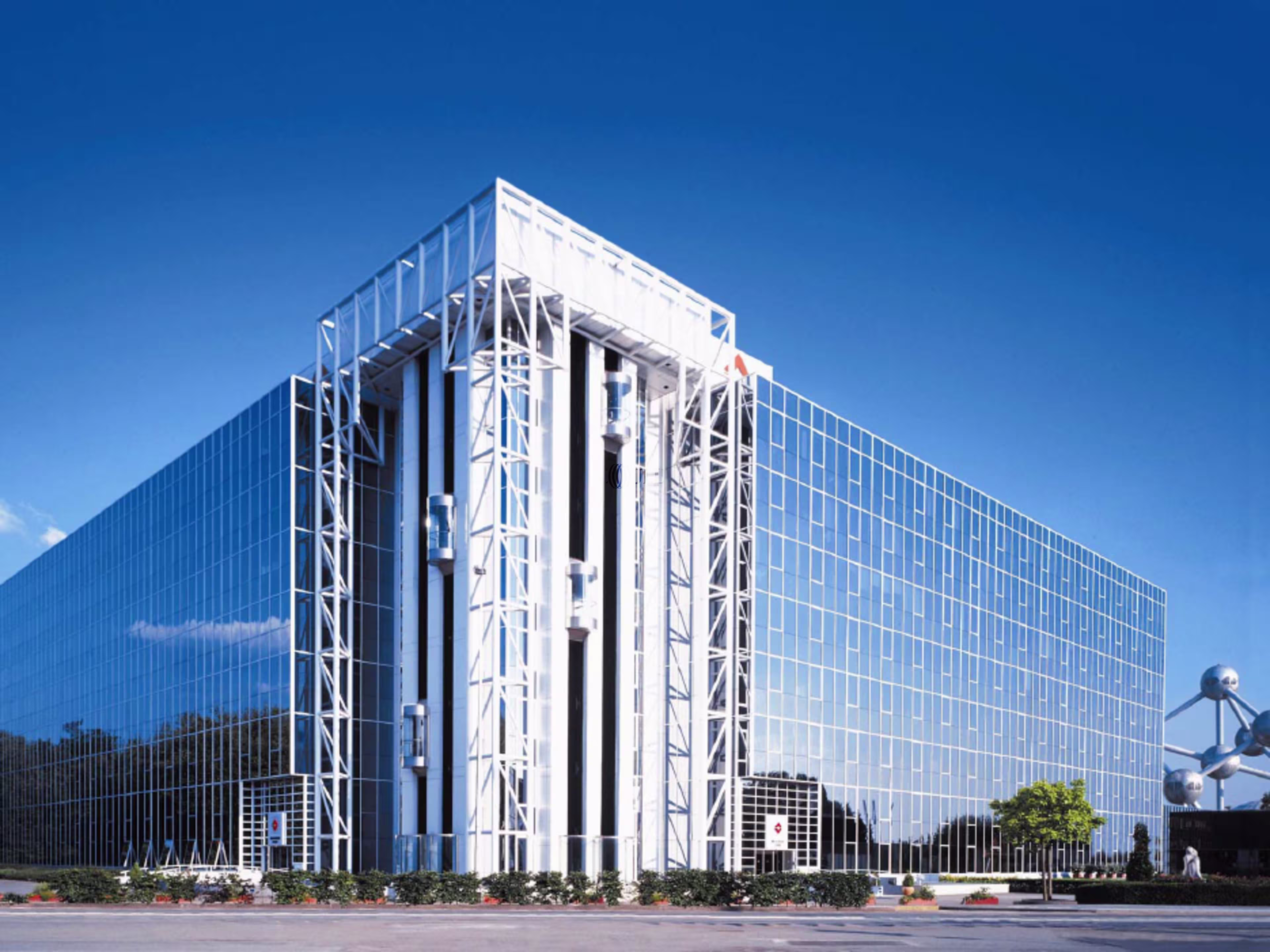 BURO & DESIGN CENTER
