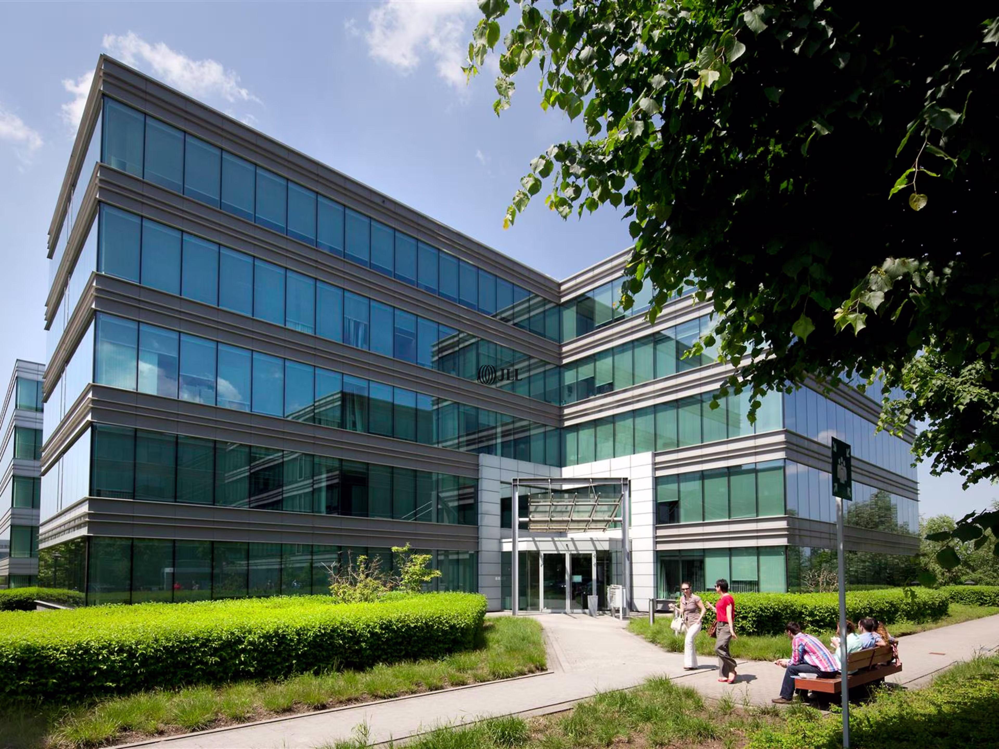 BUSINESS AND MEDIA PARK