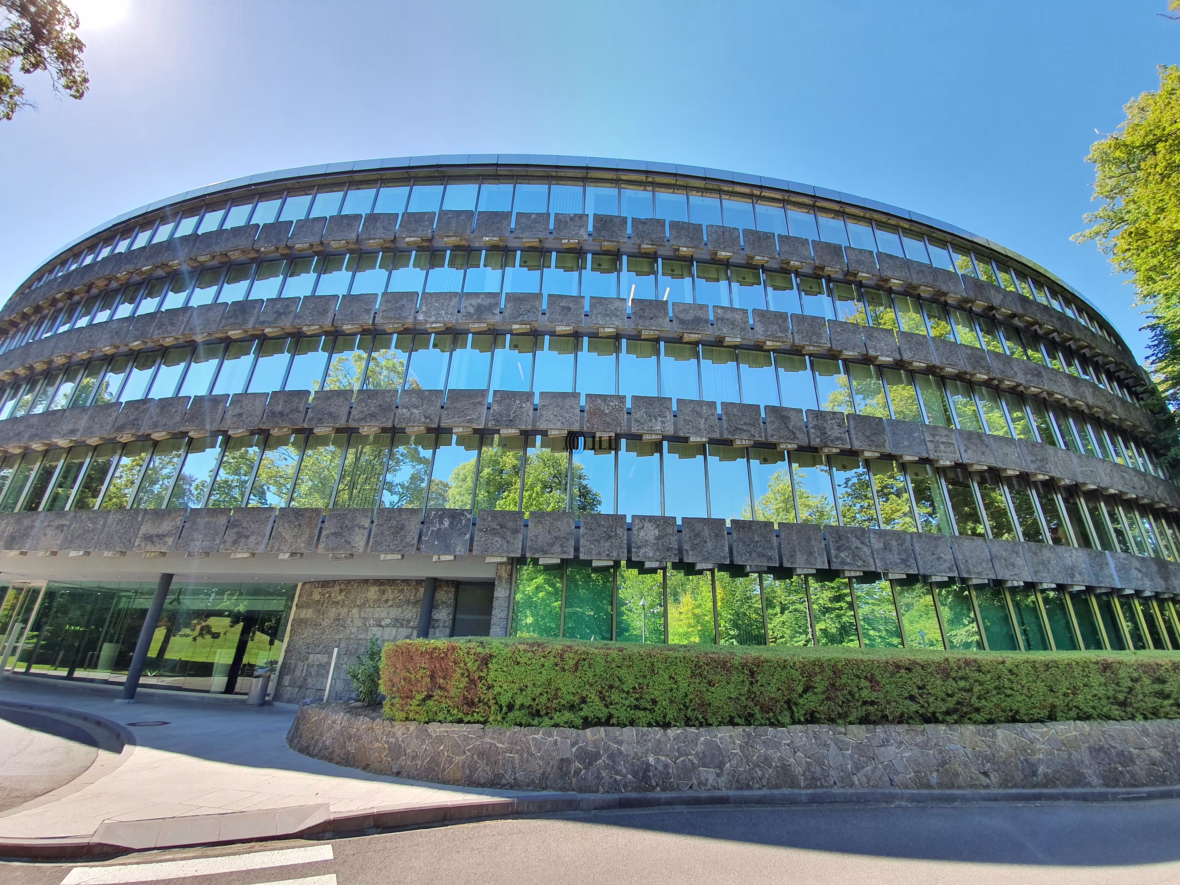 GLAVERBEL BUILDING