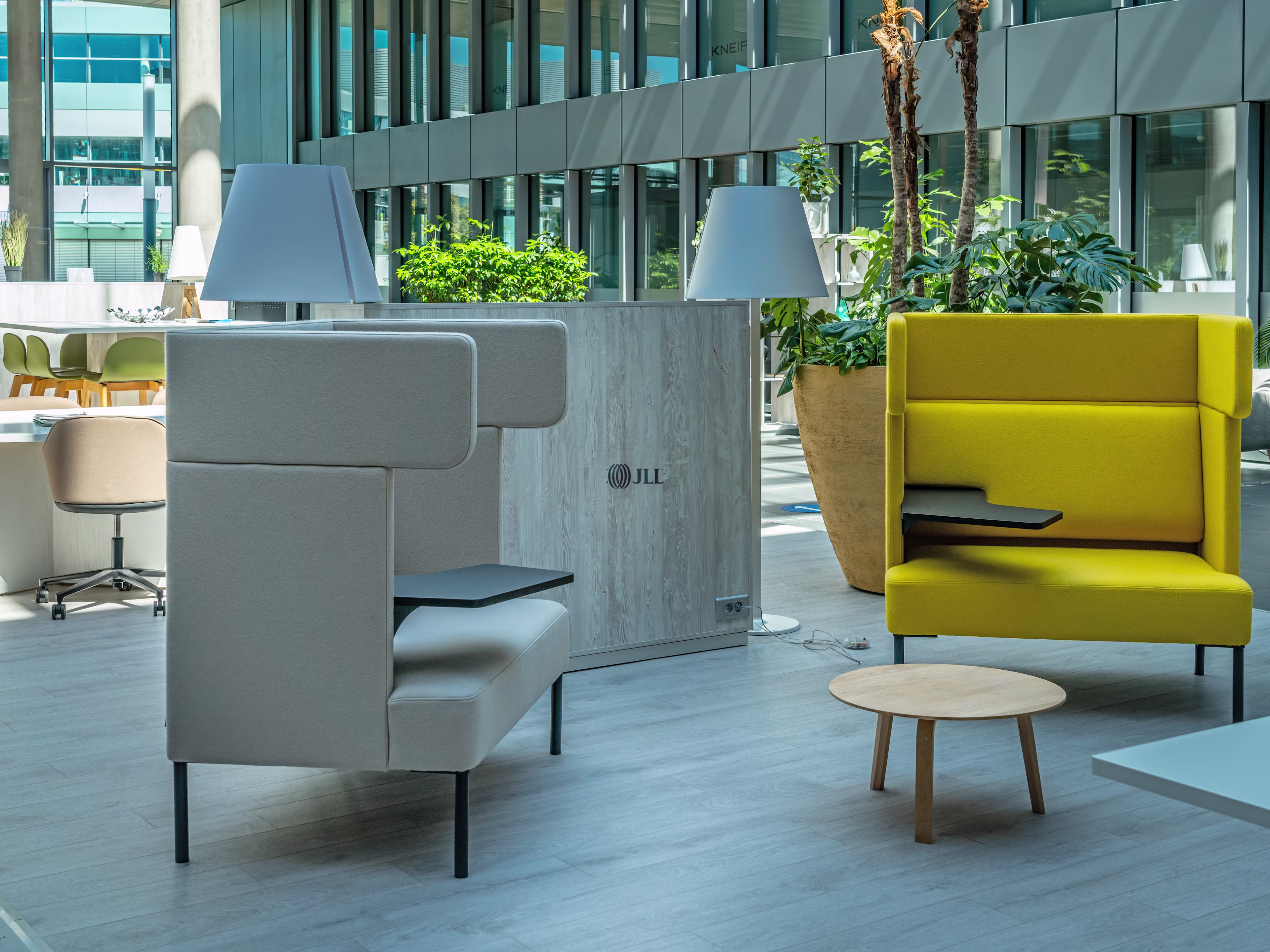 ATRIUM BUSINESS PARK - EMPORIUM