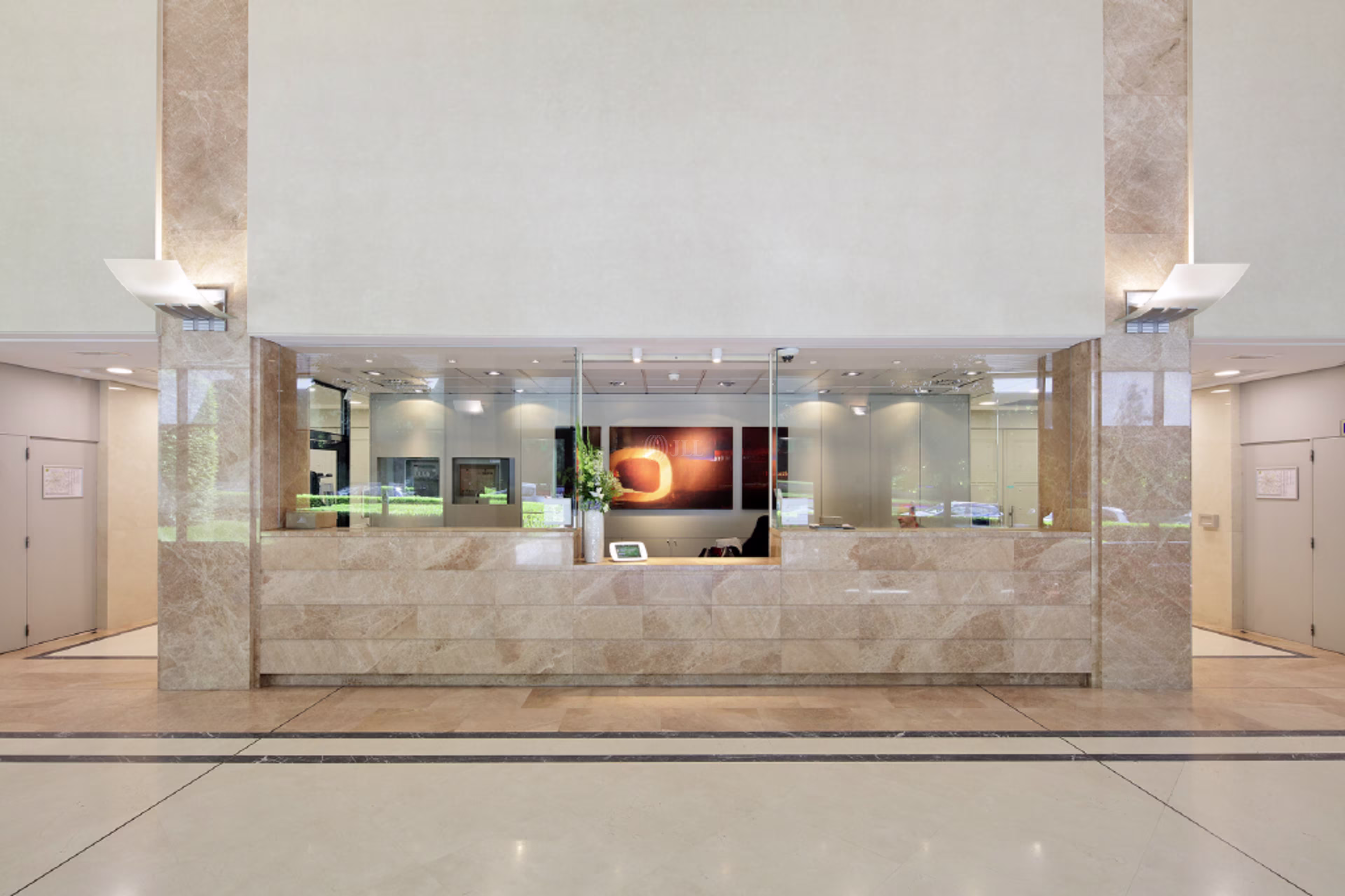 Avenue Lloyd George 7