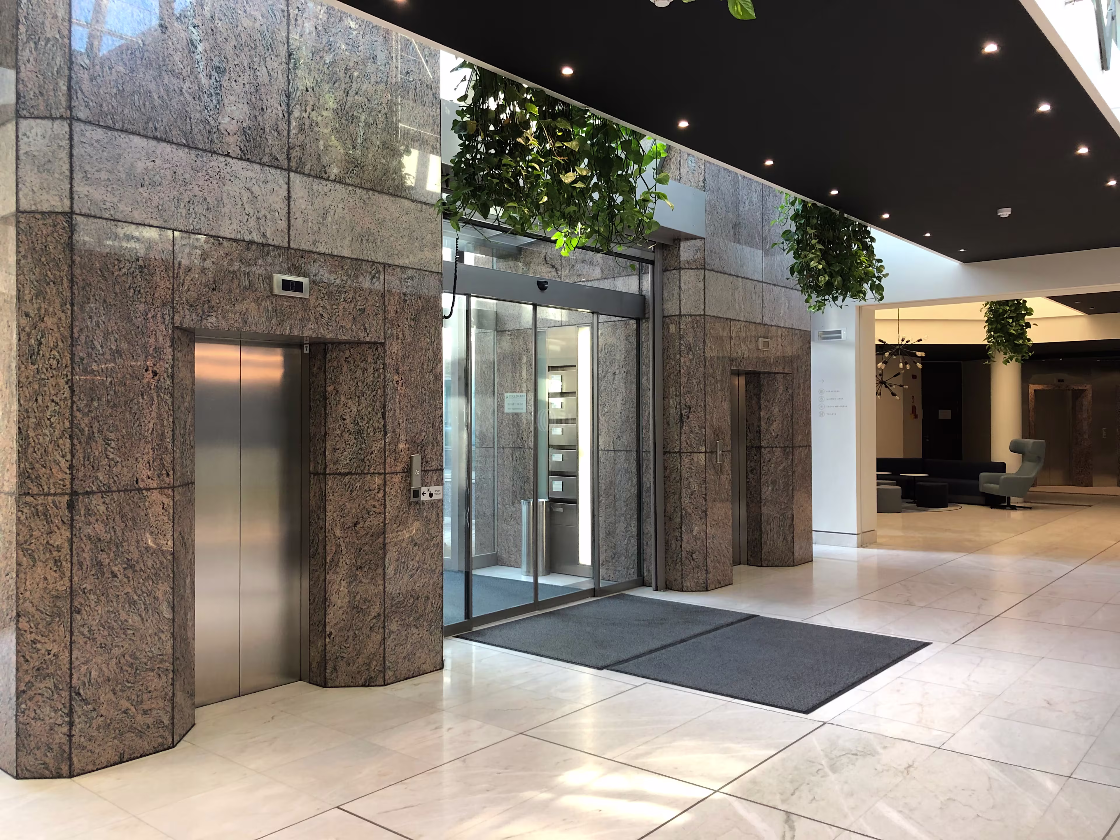 Avenue Herrmann-Debroux 40