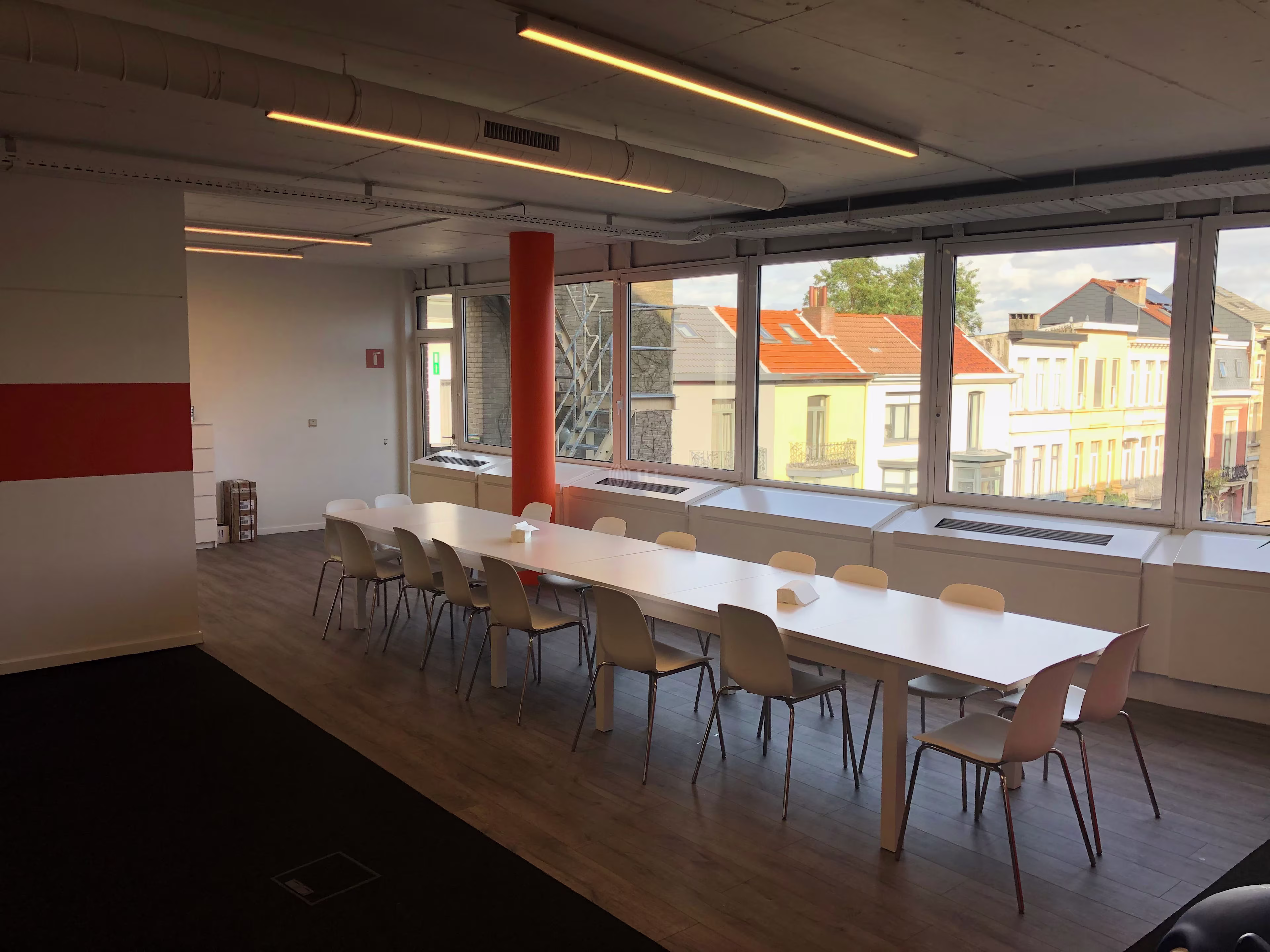 Uitbreidingstraat 2-8