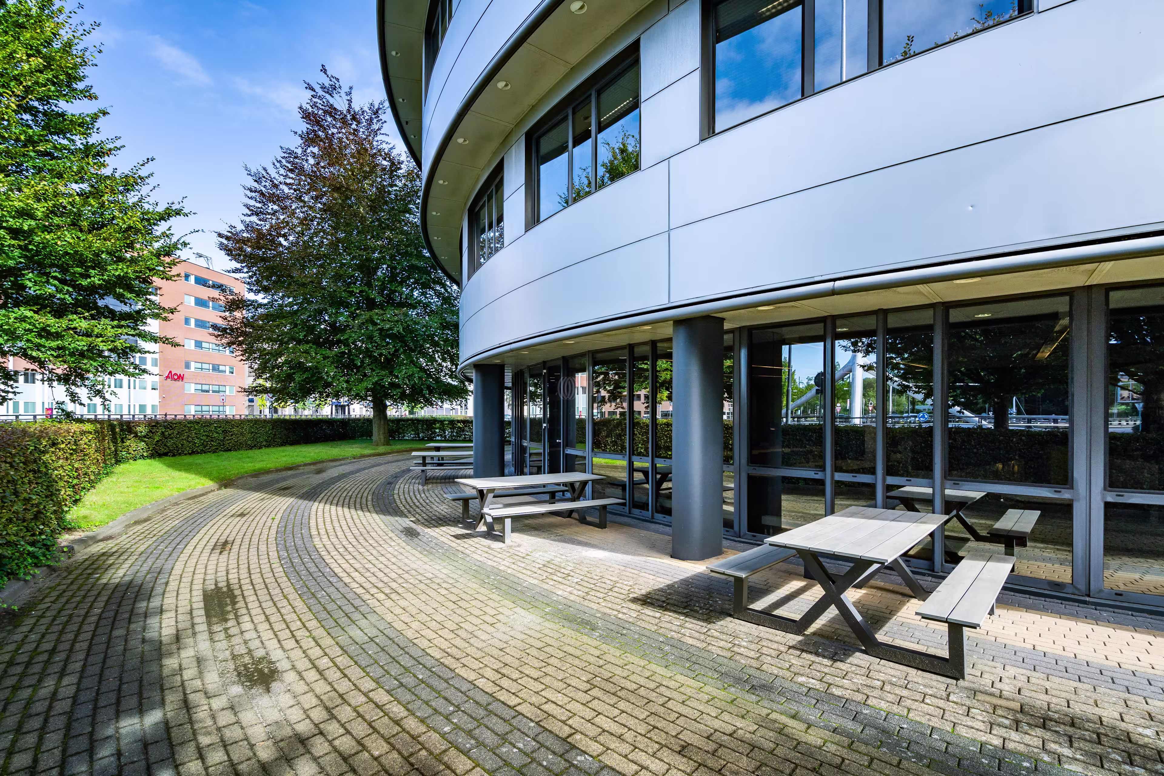 Larixplein 1