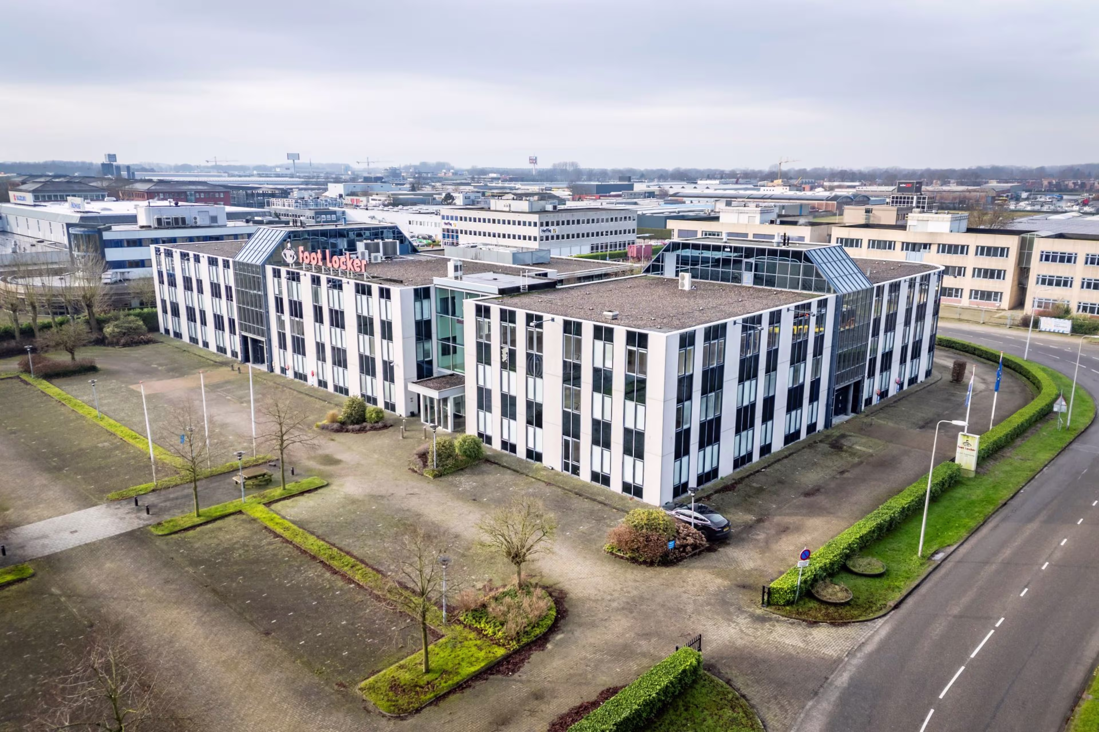 Ingenieur D.S. Tuijnmanweg 3-5