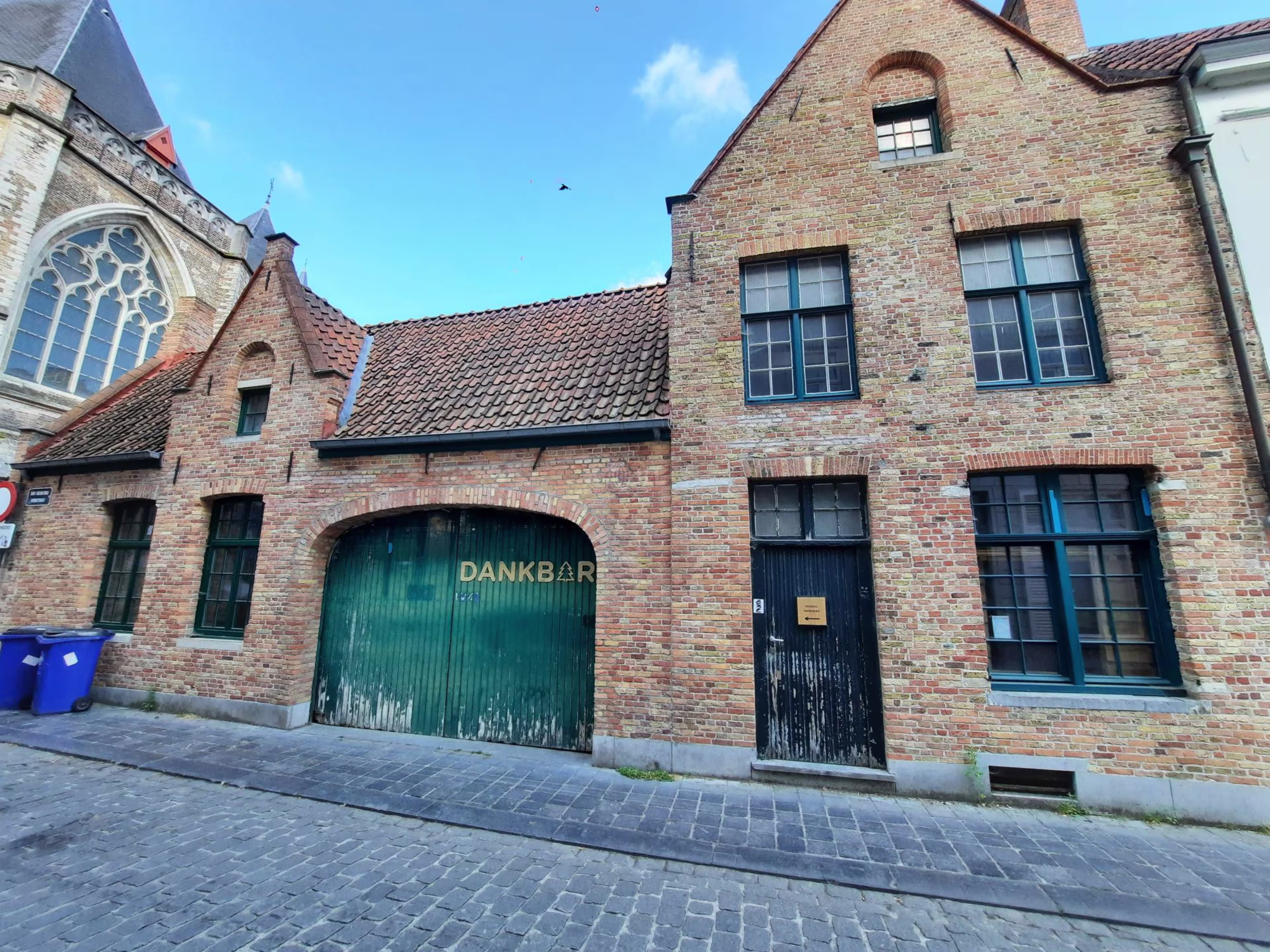 Sint-Salvatorskoorstraat 10