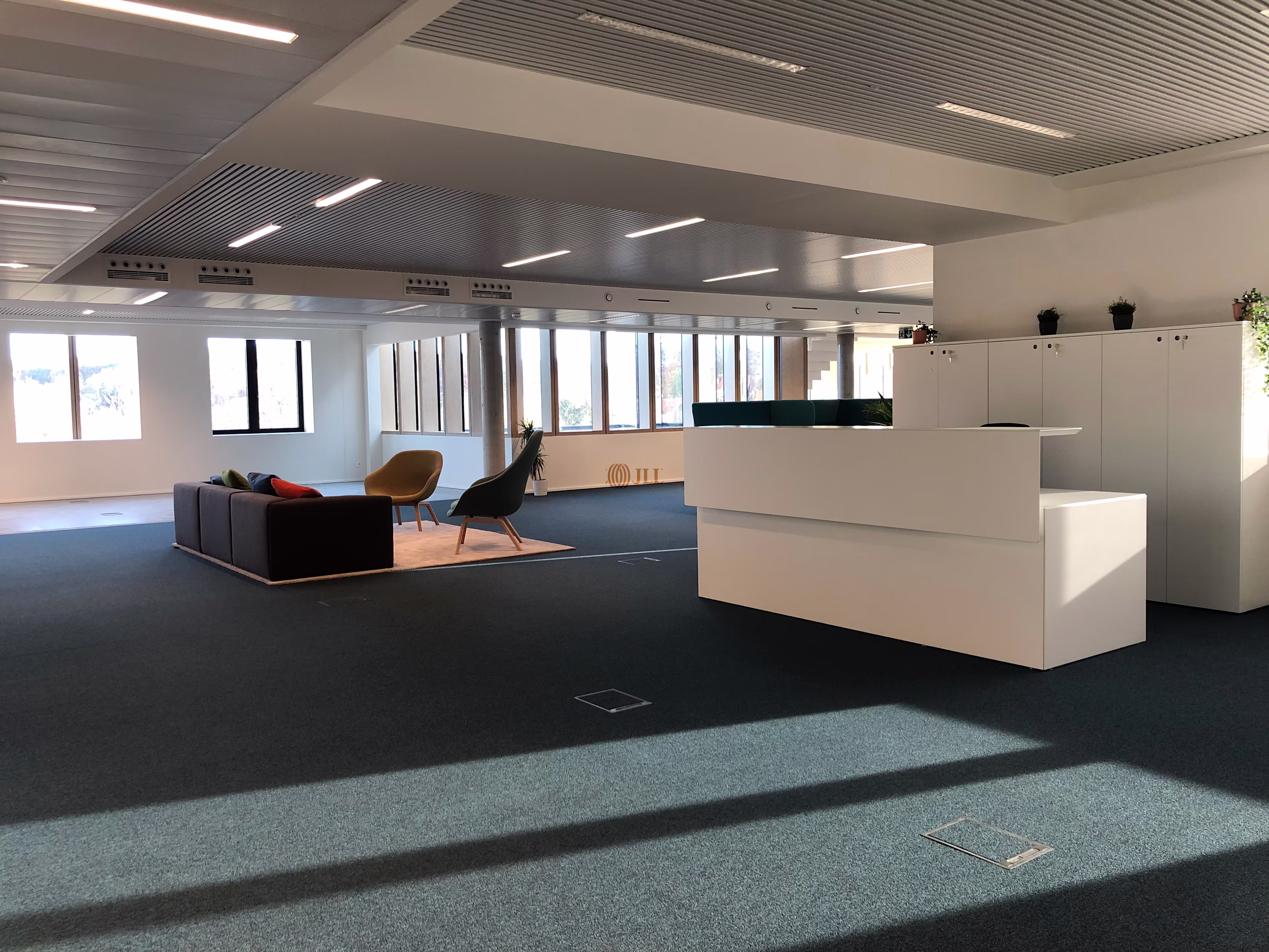 Herrmann-Debrouxlaan 54