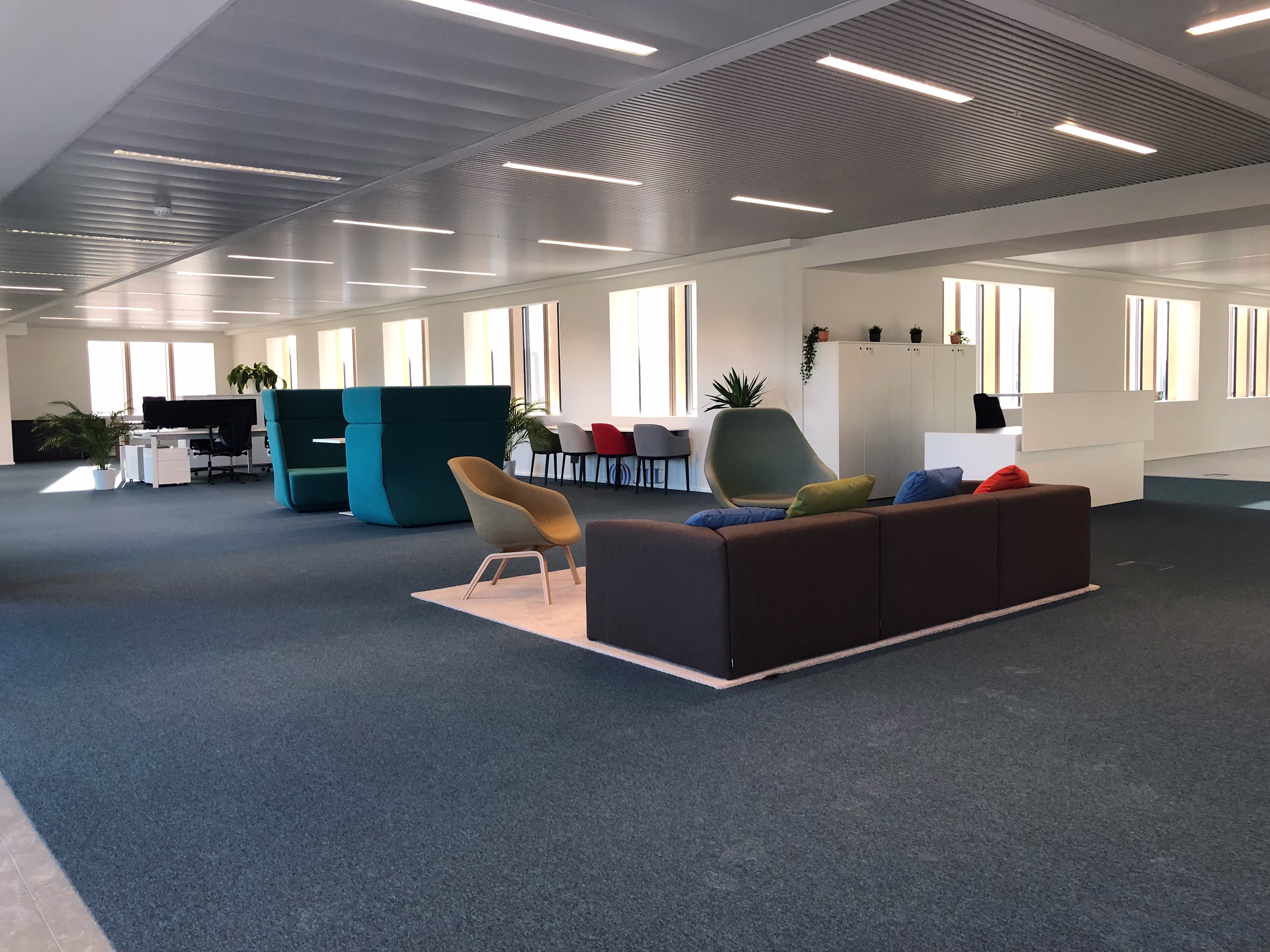 Herrmann-Debrouxlaan 54