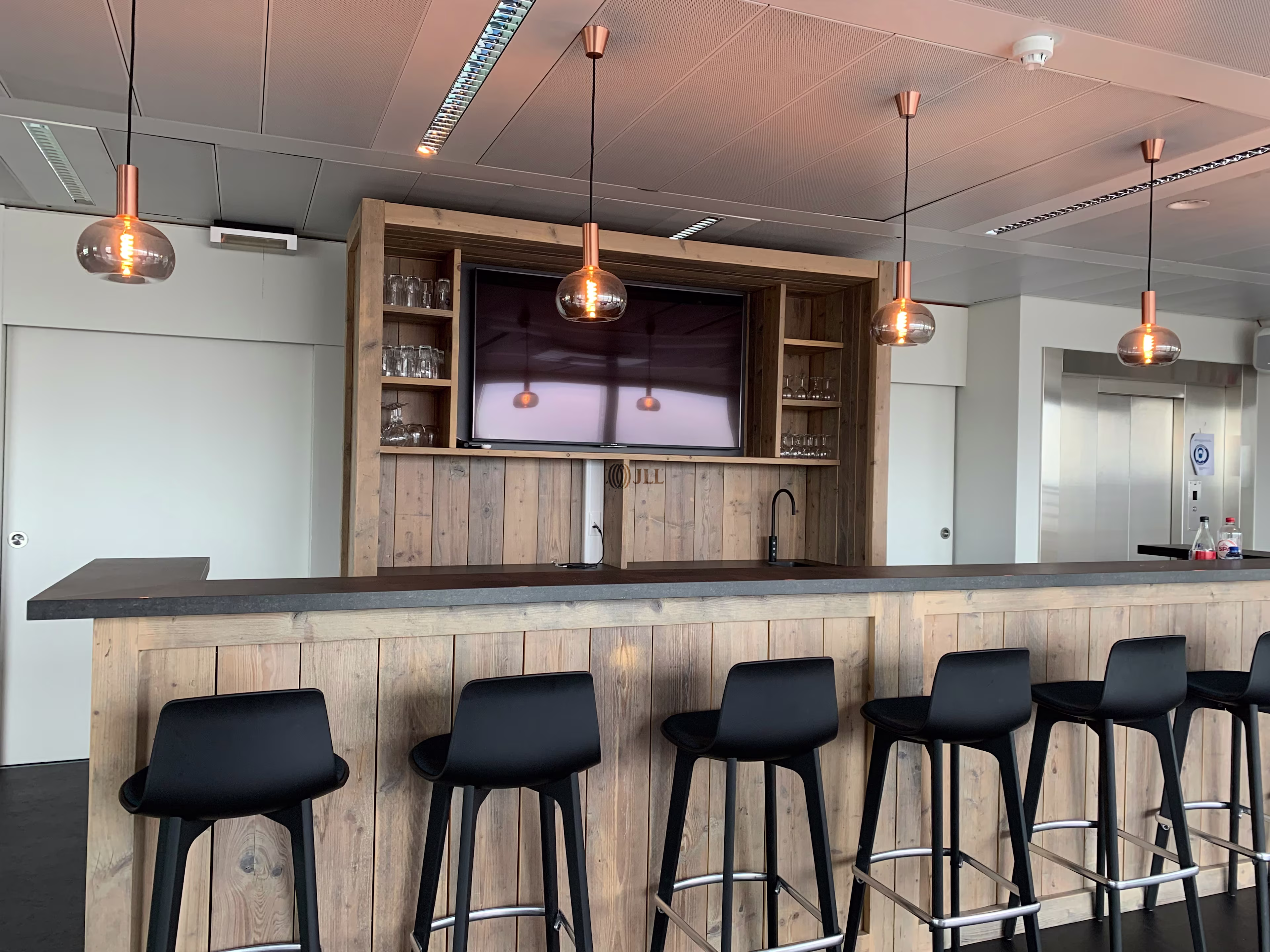 Plantin en Moretuslei 295-303