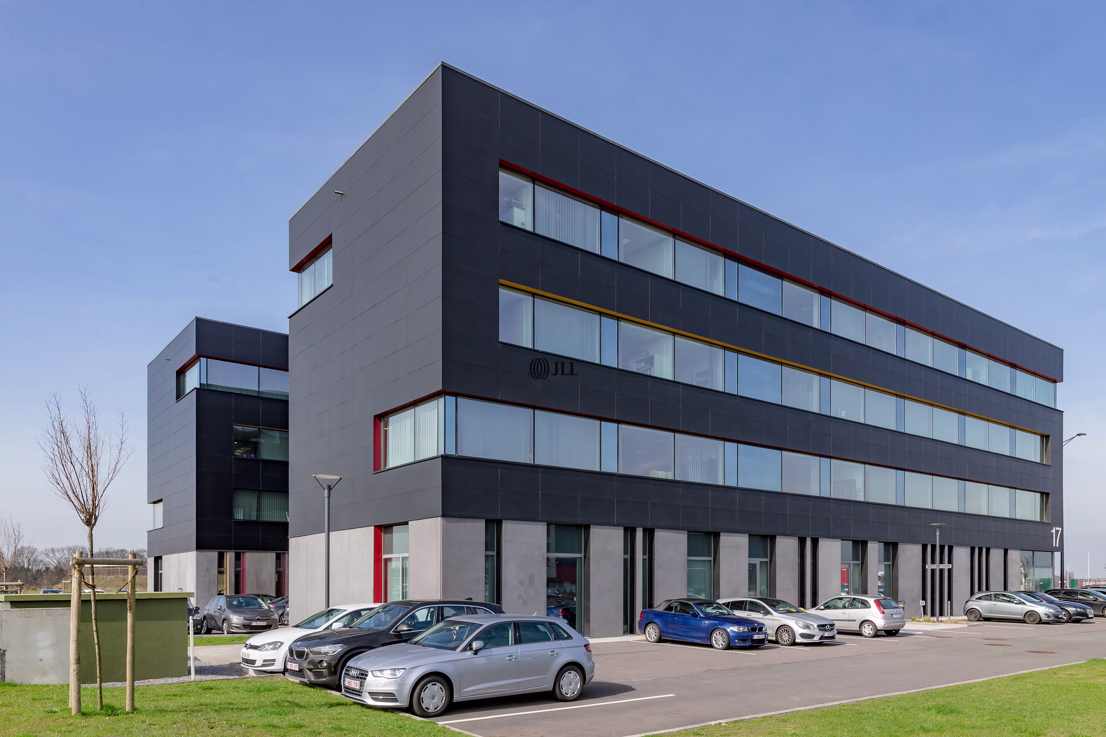 rue Saint Exupéry 17