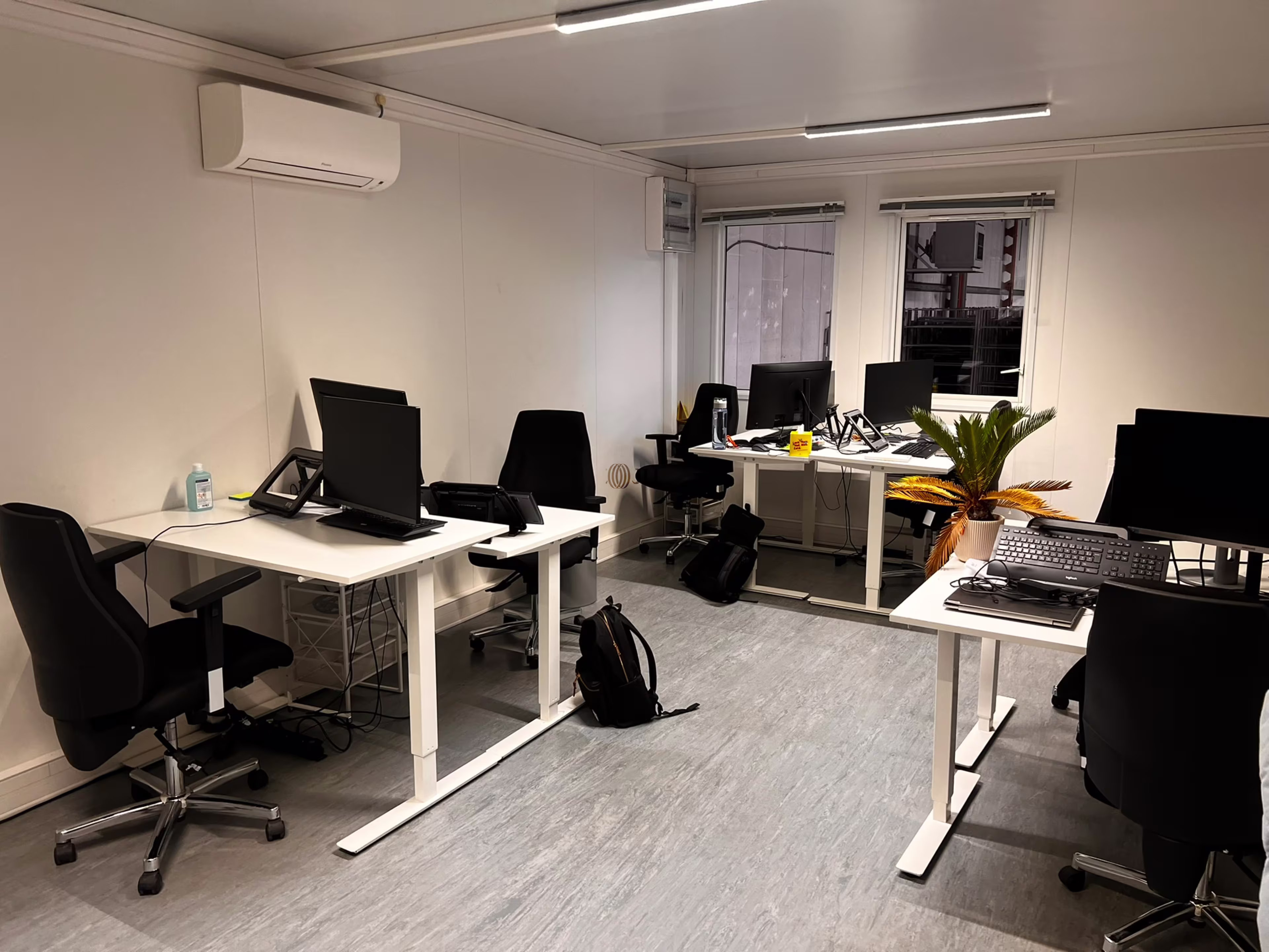 Vluchtenburgstraat 11-13