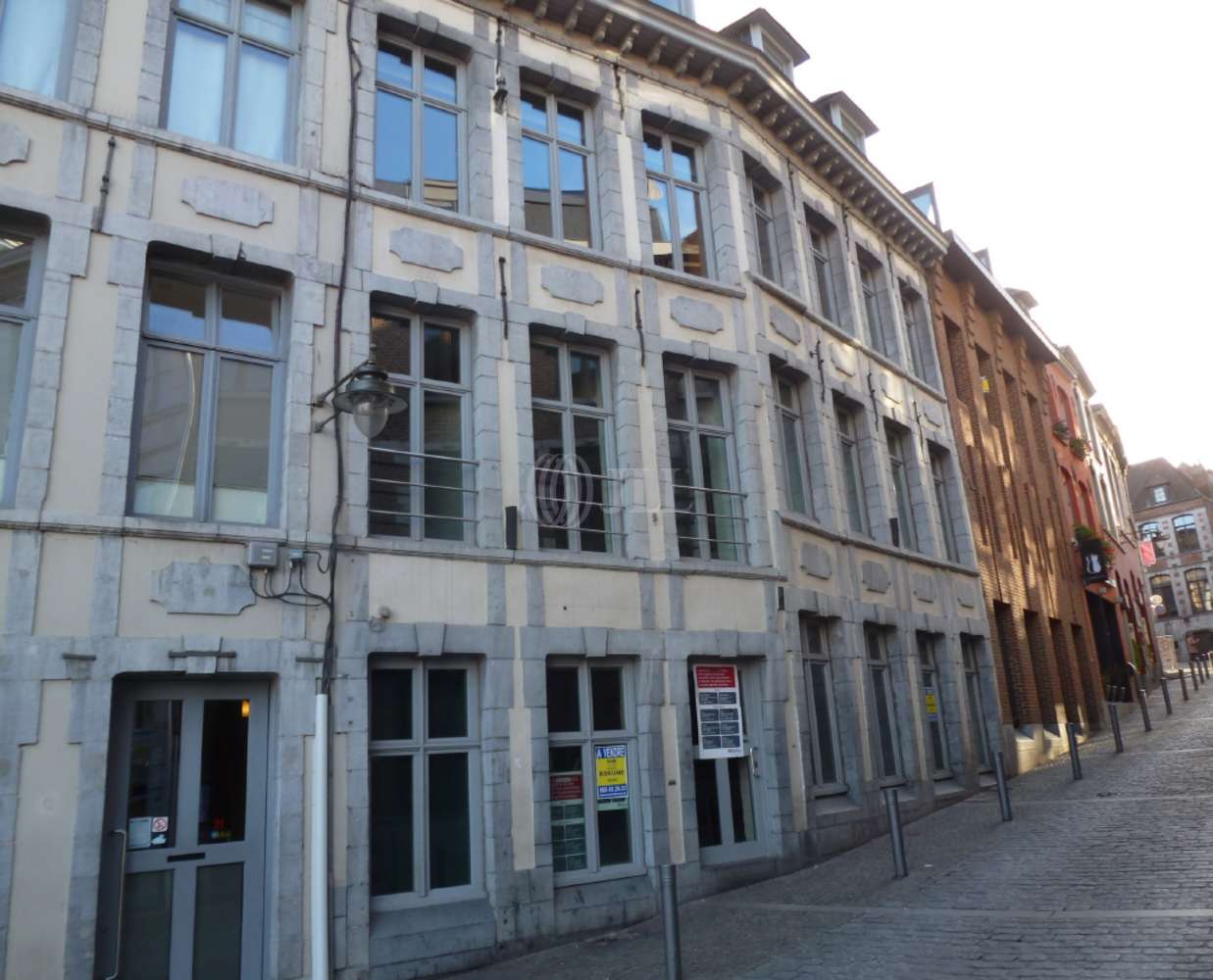 Office Mons, 7000 - Rue des Clercs 1/3