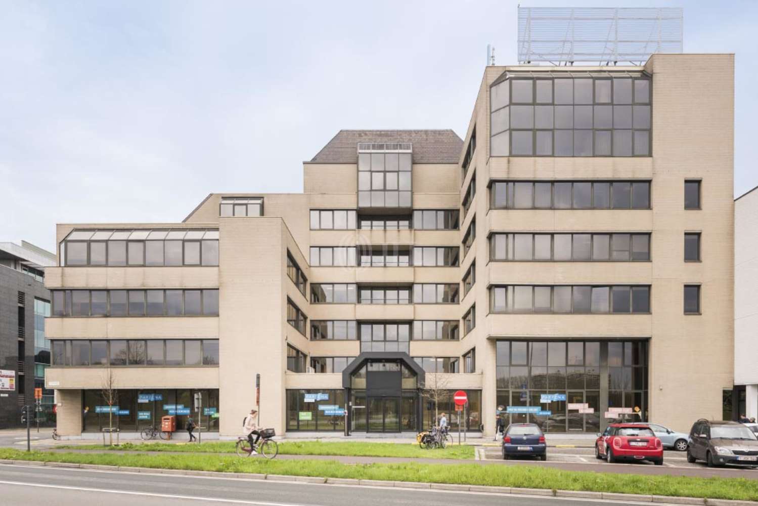 Bureau Berchem, 2600 - SINGEL BUILDING