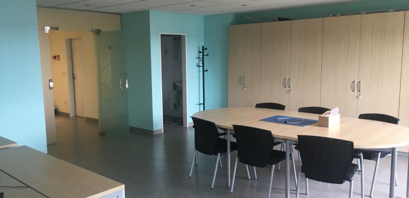 Retail to let Soleuvre