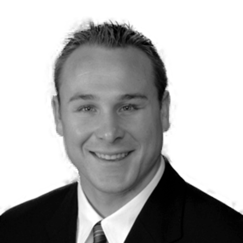 Portrait of Brian Niehaus, Managing Director at JLL in Los Angeles