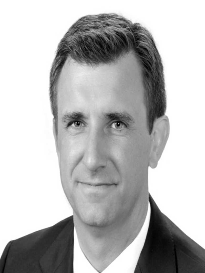 Portrait of Josh Wrobel, Senior Managing Director, Agency Leasing Co-Lead Los Angeles at JLL in Los Angeles
