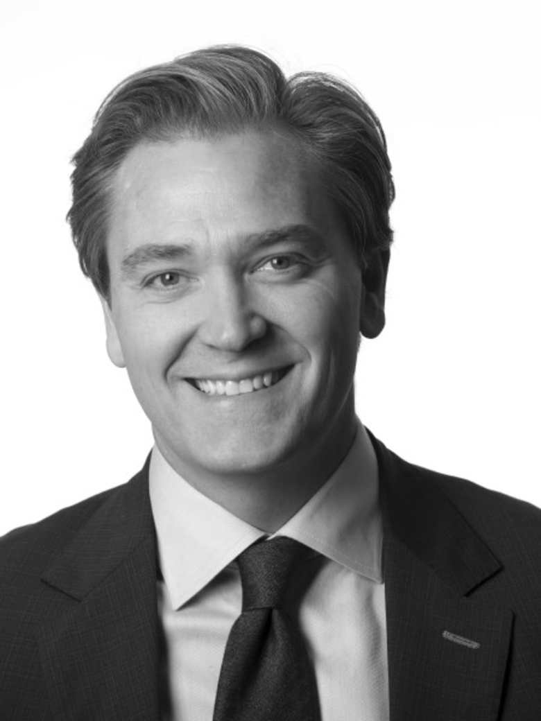 Portrait of David Thor, Senior Managing Director at JLL in Pittsburgh