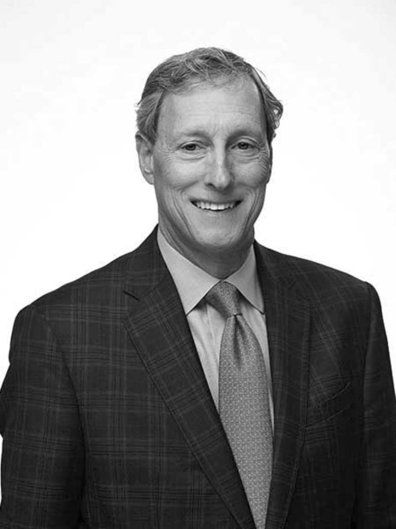Portrait of Barry Brown, Senior Managing Director, Capital Markets at JLL in Dallas