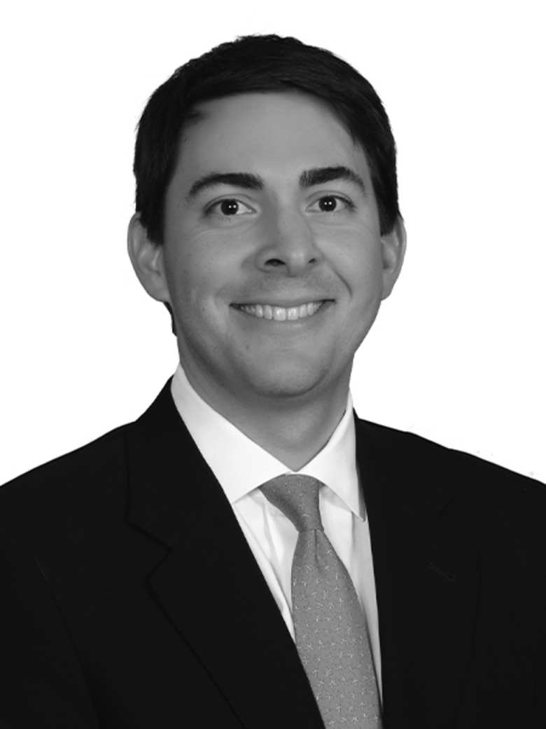 Portrait of Brandon Chavoya, Managing Director, Capital Markets at JLL in Dallas