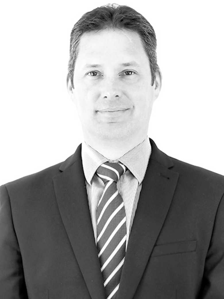 Portrait of Darren Cox, Director - Building Consultancy at JLL in Bristol