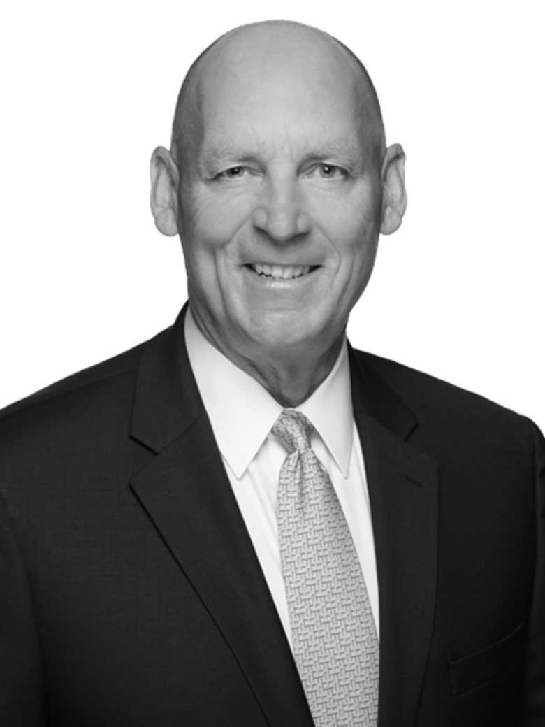 Portrait of Joel Pustmueller, Executive Managing Director at JLL in Dallas