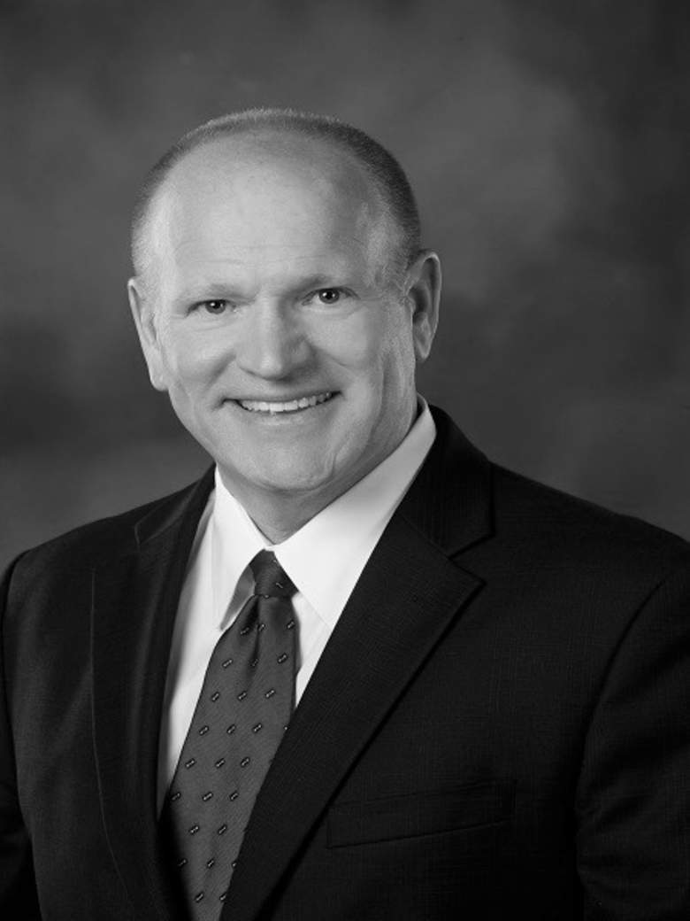 Portrait of Peter Sheridan, Managing Director at JLL in Fort Lauderdale