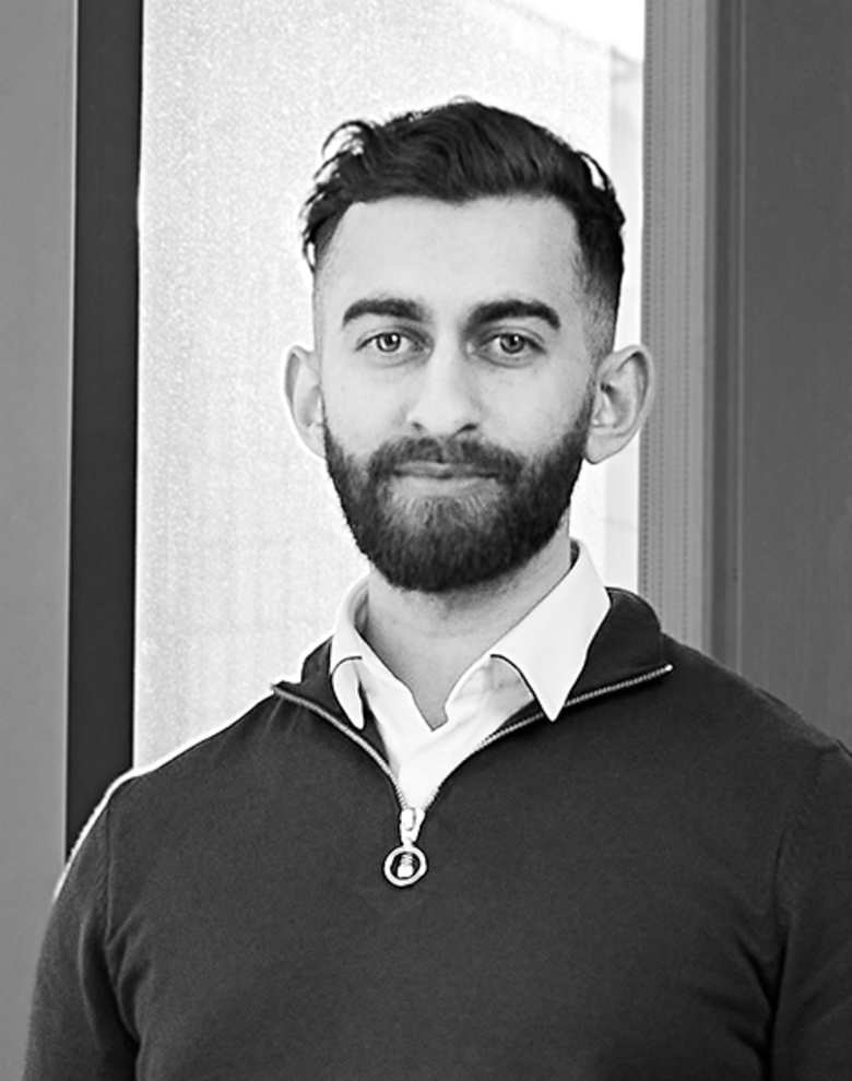 Portrait of Ibrahim Wahid, Graduate Surveyor at JLL in Birmingham