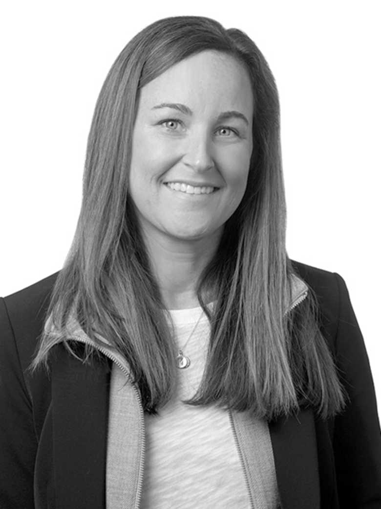 Portrait of Katie McNaughton, Chief Operating Officer, Leasing Advisory, Americas at JLL in Chicago