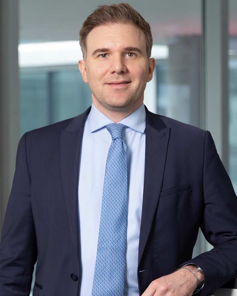 Portrait of Andreas Mader, Senior Director Office Investment Stuttgart at JLL in Stuttgart