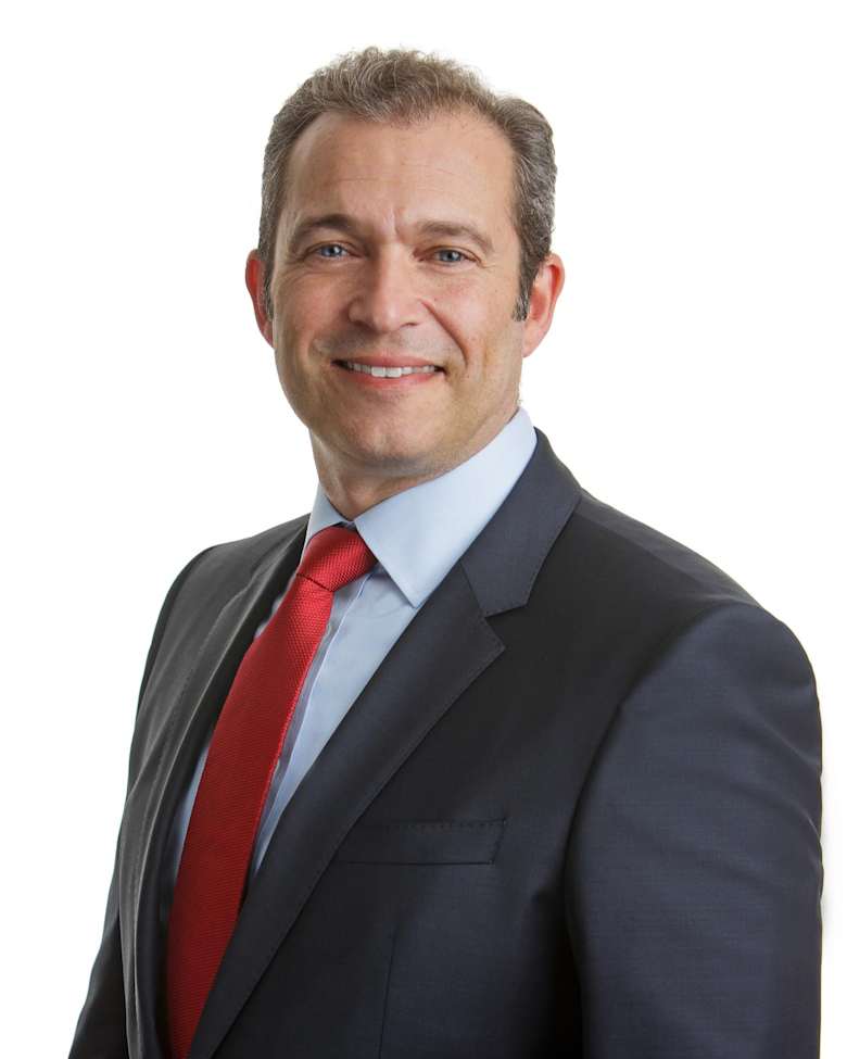 Portrait of Bernhard Grabowski, Senior Team Leader Office Investment Berlin at JLL in Frankfurt