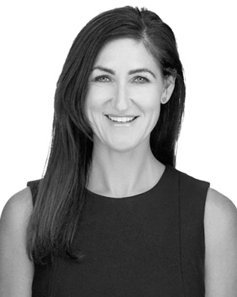 Portrait of Tara Gibney, Head of Human Resources, Real Estate Management Services at JLL in Chicago