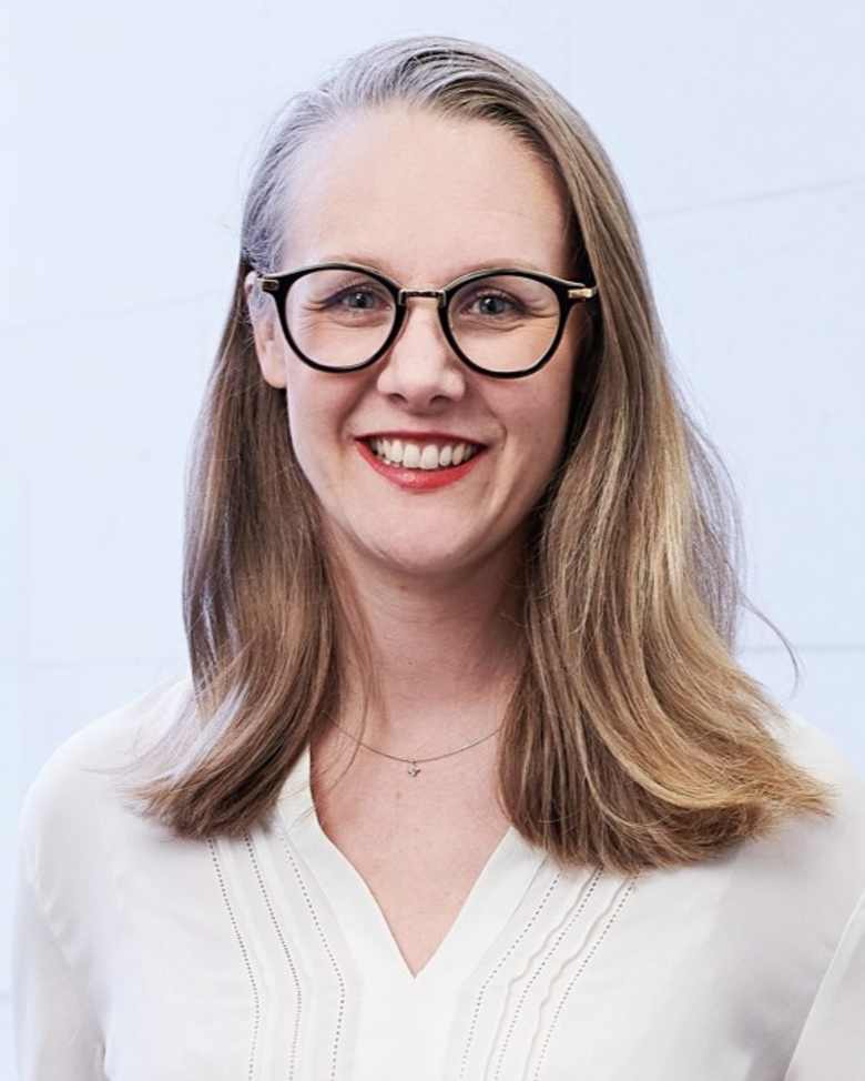 Portrait of Caroline Dehe