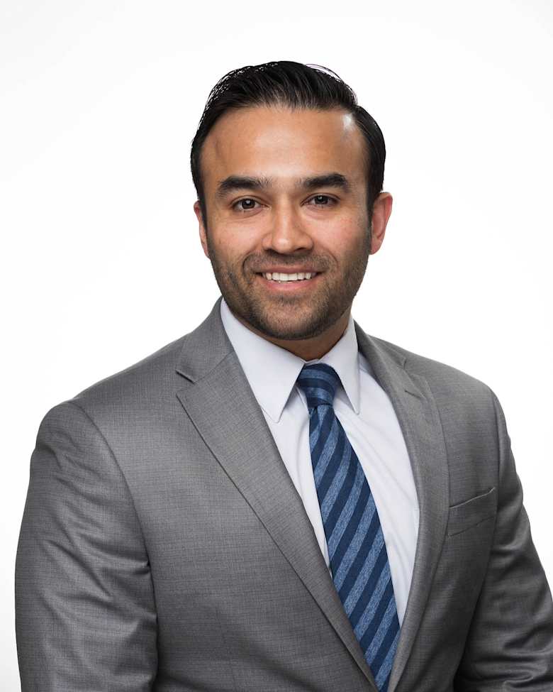 Portrait of Sheheryar Hafeez, Senior Managing Director, Investment Banking at JLL in New York