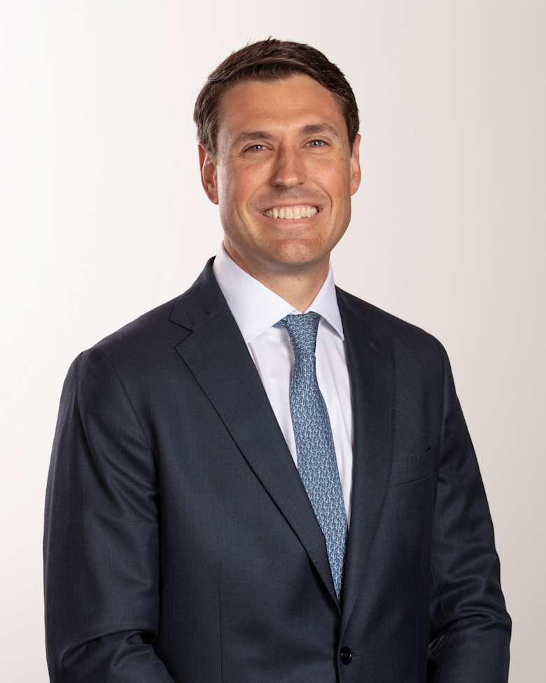 Portrait of Robert Carey, Managing Director, Capital Markets at JLL in Washington, D.C.