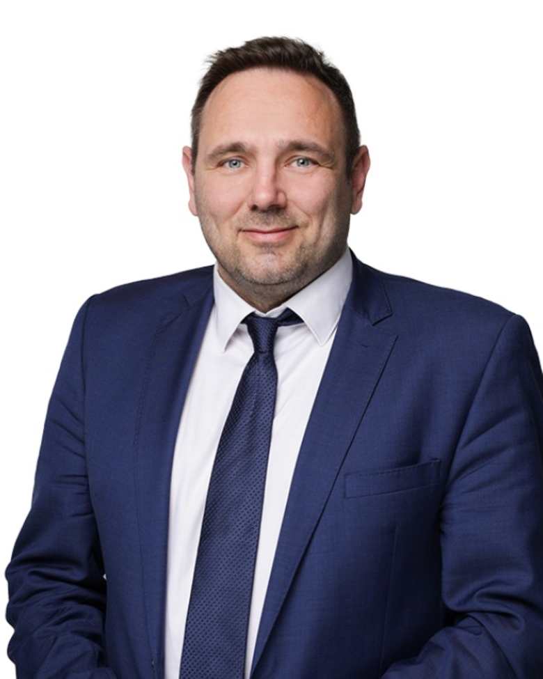 Portrait of Daniel Sehnert, Senior Team Leader Industrial & Logistics Agency, East at JLL in Berlin