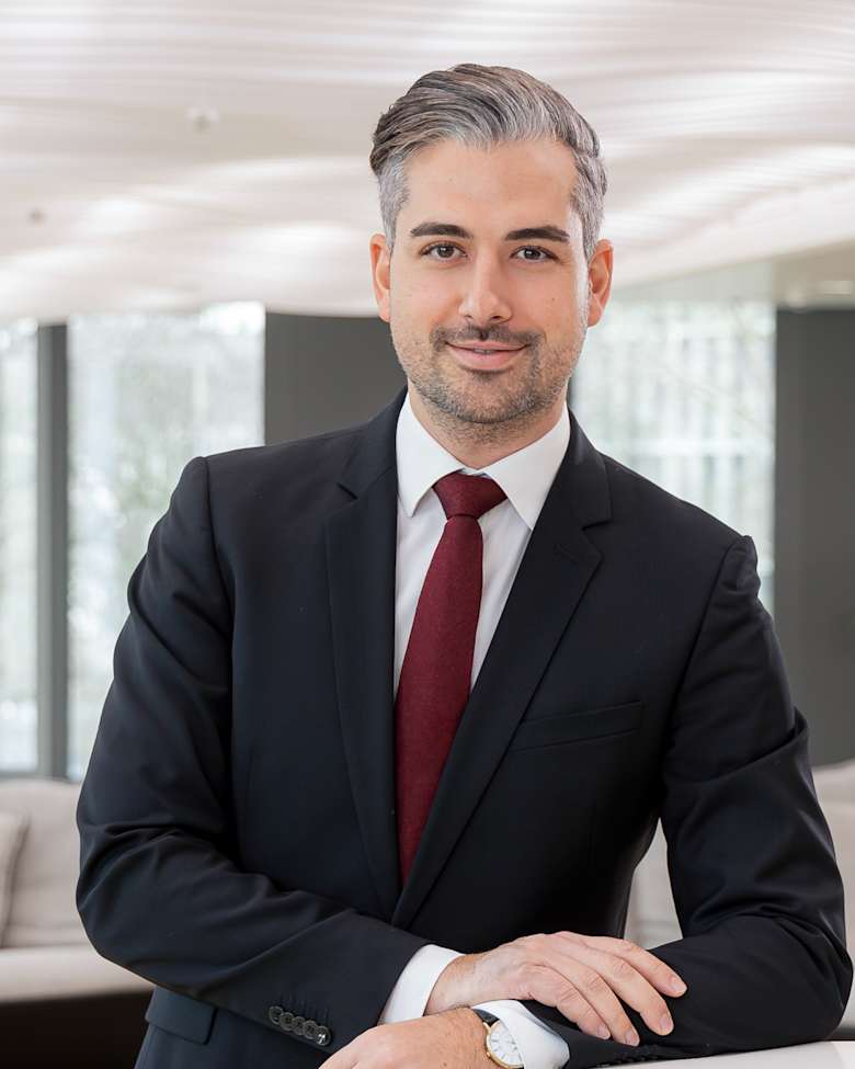 Portrait of Konstantinos Krikelis, Metro Lead Office Leasing & Investment Rhine-Neckar at JLL in Rhein-Neckar