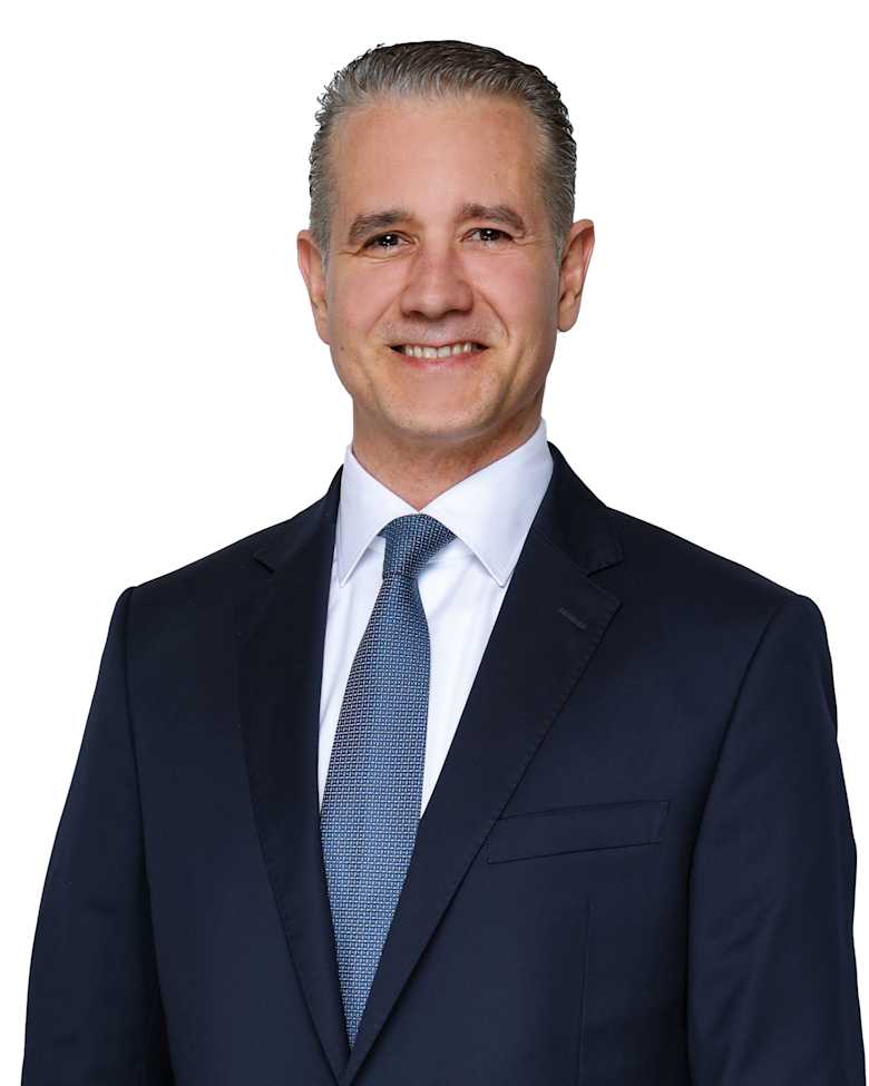 Portrait of Rastko Djordjevic, Managing Director, Global Lead, Hotels & Hospitality Asset Management at JLL in Munich