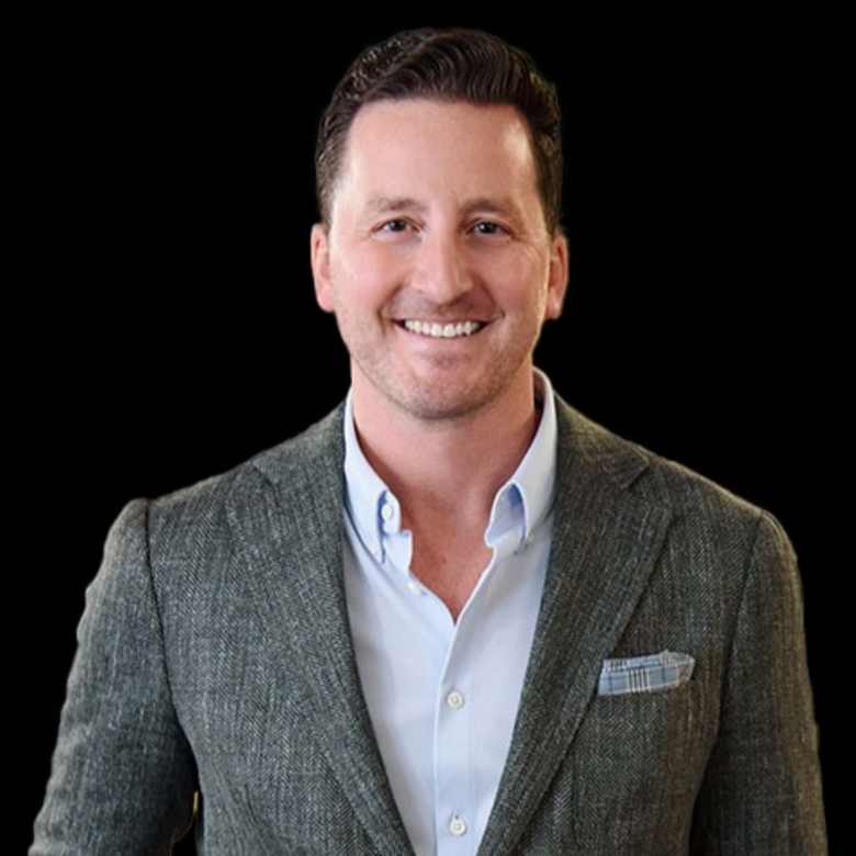 Portrait of Matt Ogle, Executive Managing Director, Retail Brokerage at JLL in New York