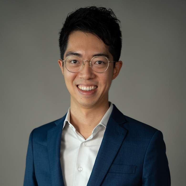 Portrait of Calvin Li, Executive Vice President, Head of Transaction Advisory Services, Hotels & Hospitality Group at JLL in Singapore