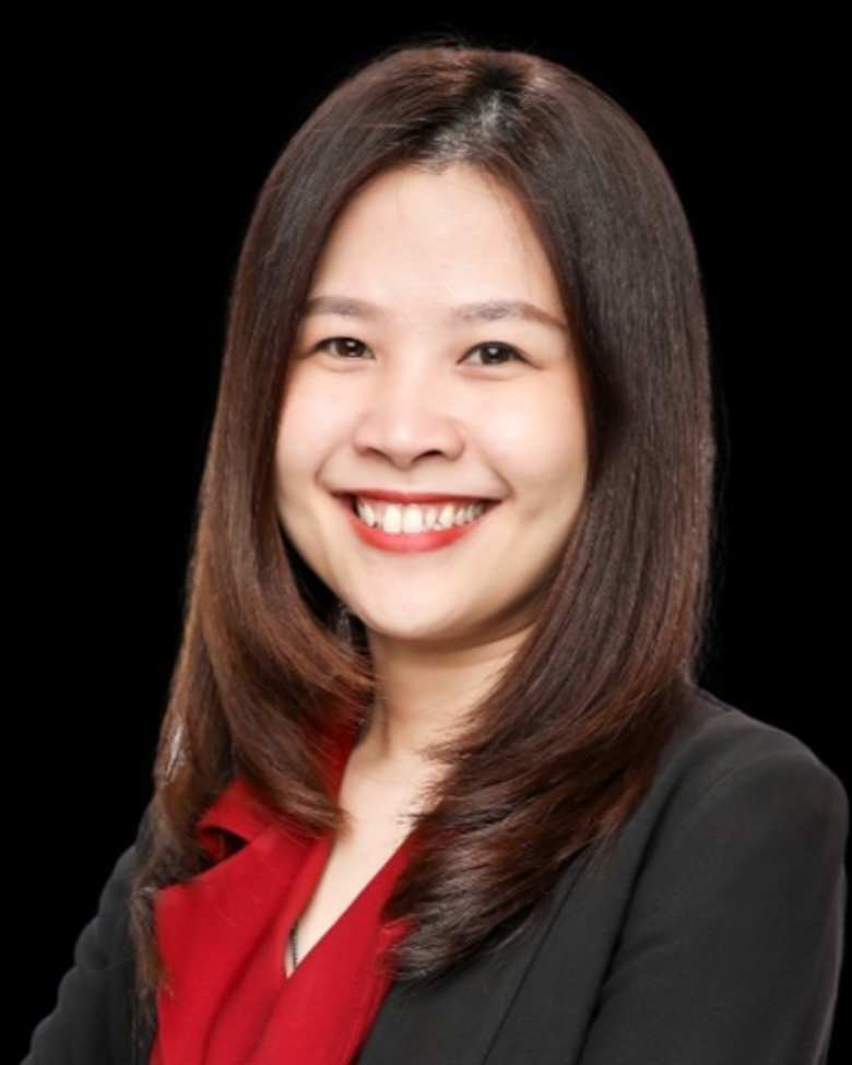 Portrait of Yuwadee Sahapornpitakkul, Senior Director, Capital Markets at JLL in Bangkok