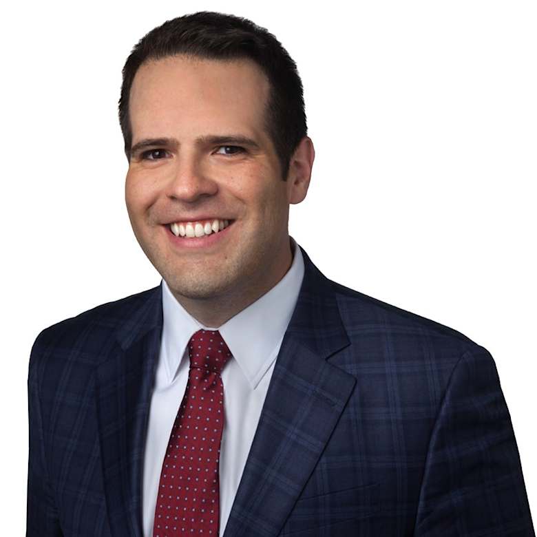 Portrait of Jose Gonzalez, Executive Vice President, Brokerage at JLL in Chicago